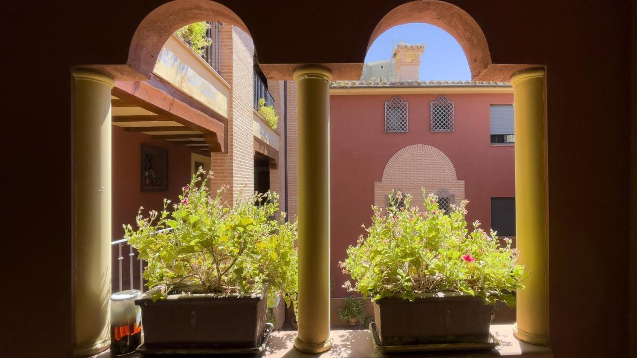 El Capricho De Ana - Apartamentos Aloha Toledo Dış mekan fotoğraf